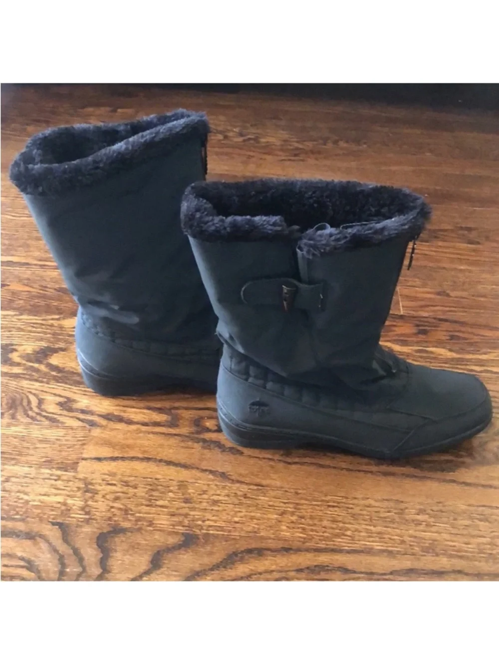 Totes Women’s Winter Furry Black Waterproof Outdoor Boots Size 10